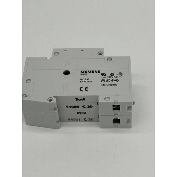 Siemens 5SX22C32 32 Amp 2 Pole 400 Volt DIN Rail Circuit Breaker‎ - Picture 4 of 6